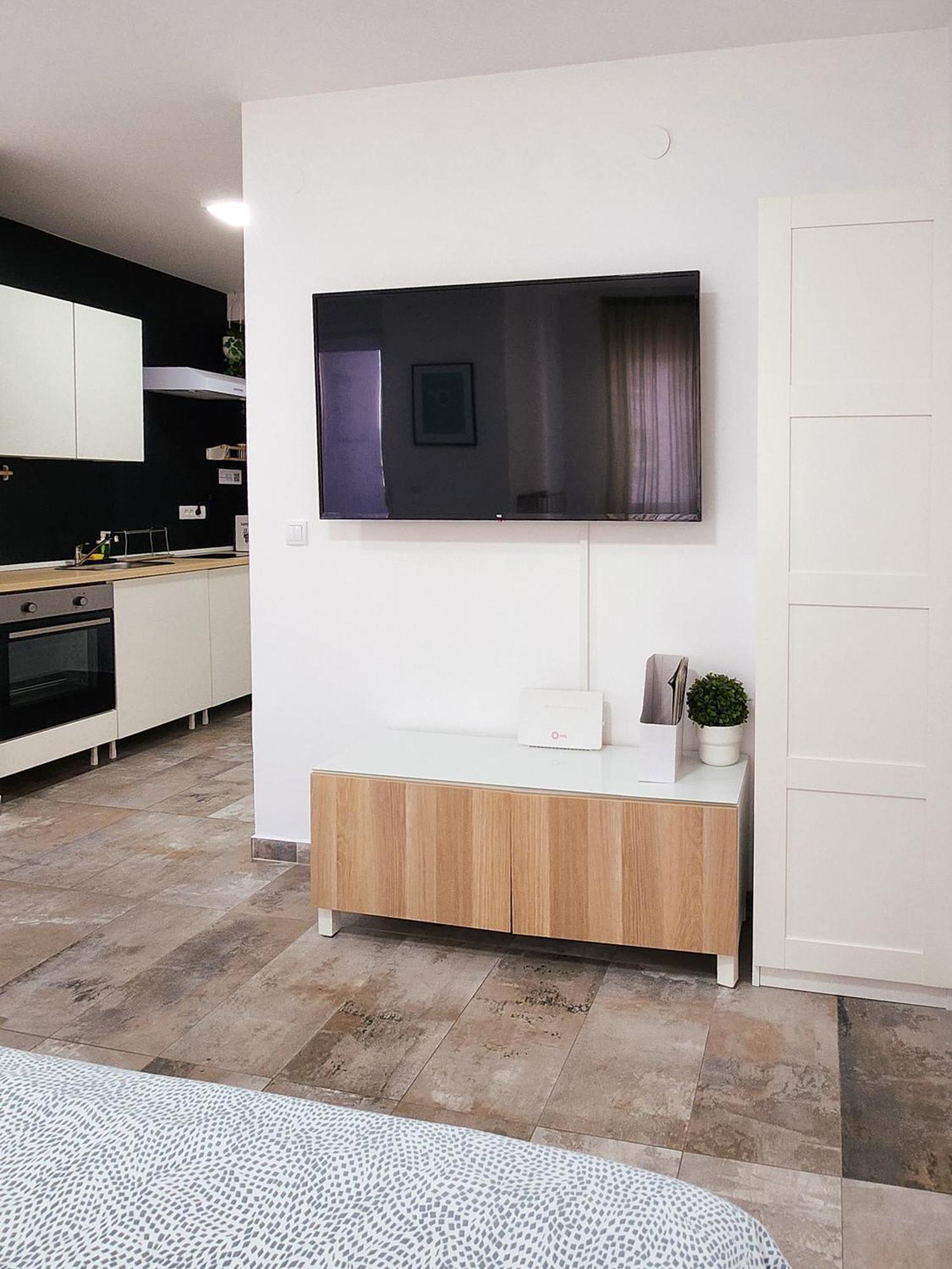 Oota Soko With Parking Garage Apartment Крагуевац Екстериор снимка